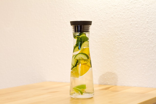 lemon-water-whole30