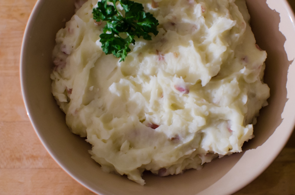 Whole30 Garlic Ghee Mashed Potatoes